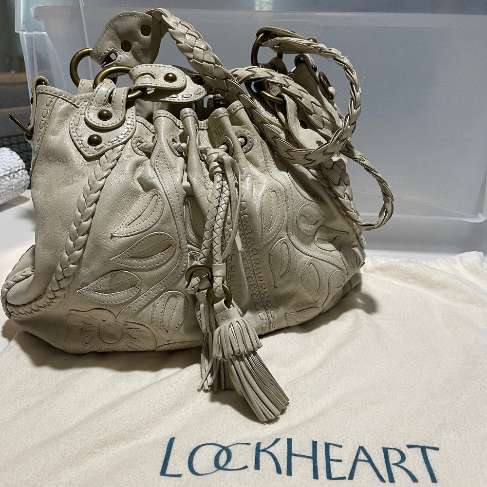 Lockheart satchel